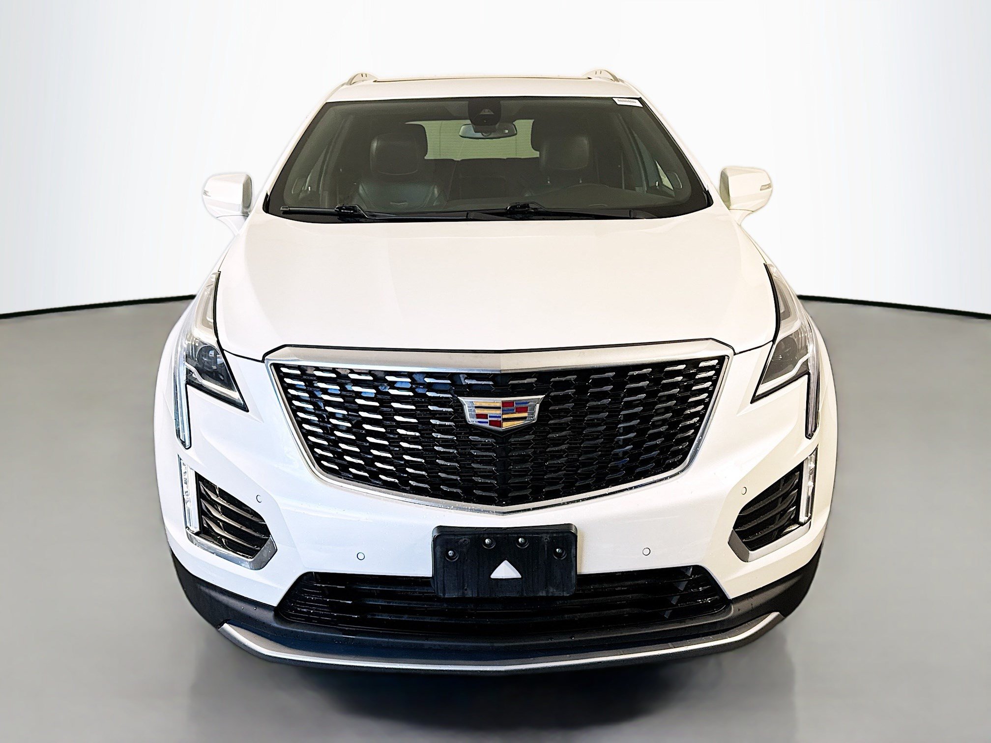 Used 2023 Cadillac XT5 Premium Luxury AWD/4WD image 2