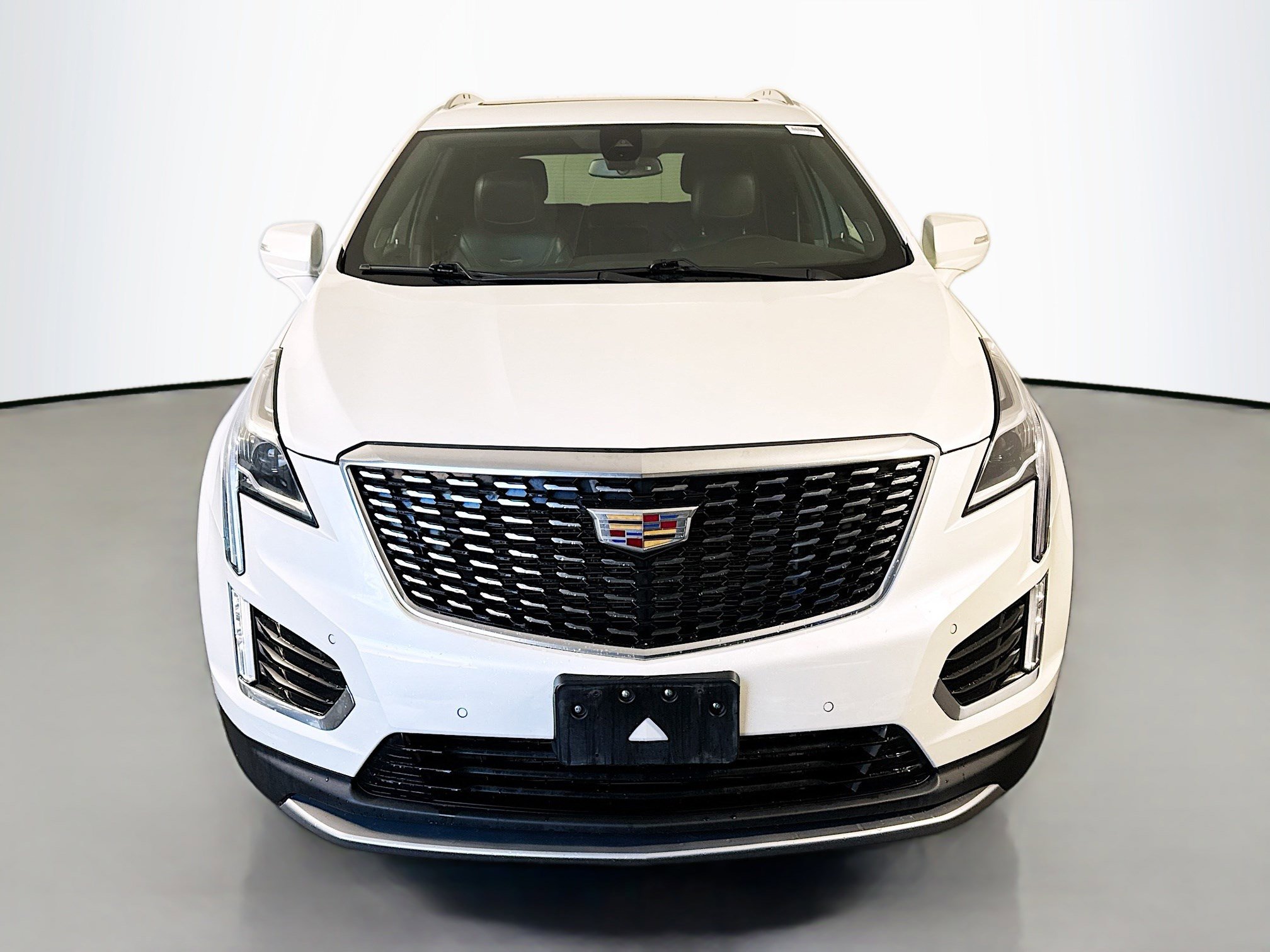 Used 2023 Cadillac XT5 Premium Luxury AWD/4WD image 2