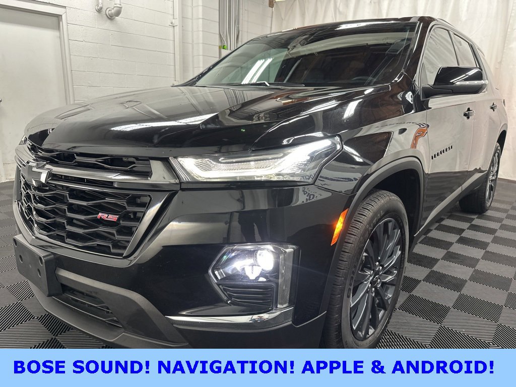 Used 2023 Chevrolet Traverse RS