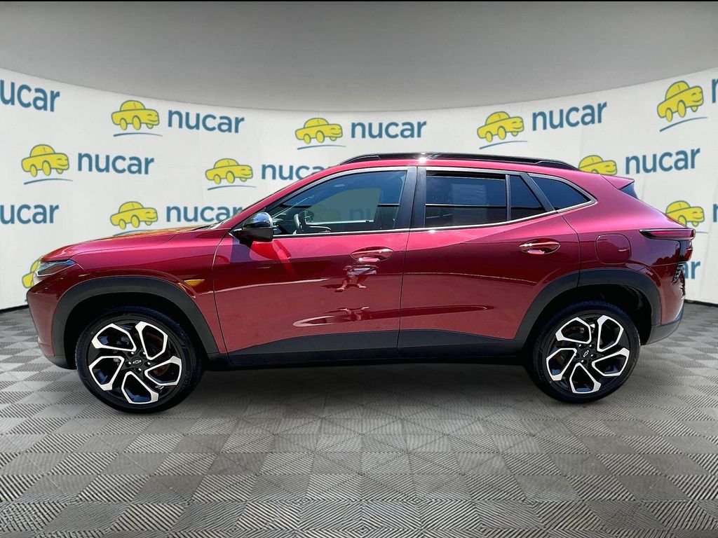 Used 2024 Chevrolet Trax RS FWD image 4