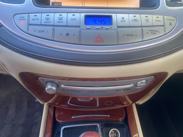 Used 2012 Hyundai Genesis 4.6 image 58