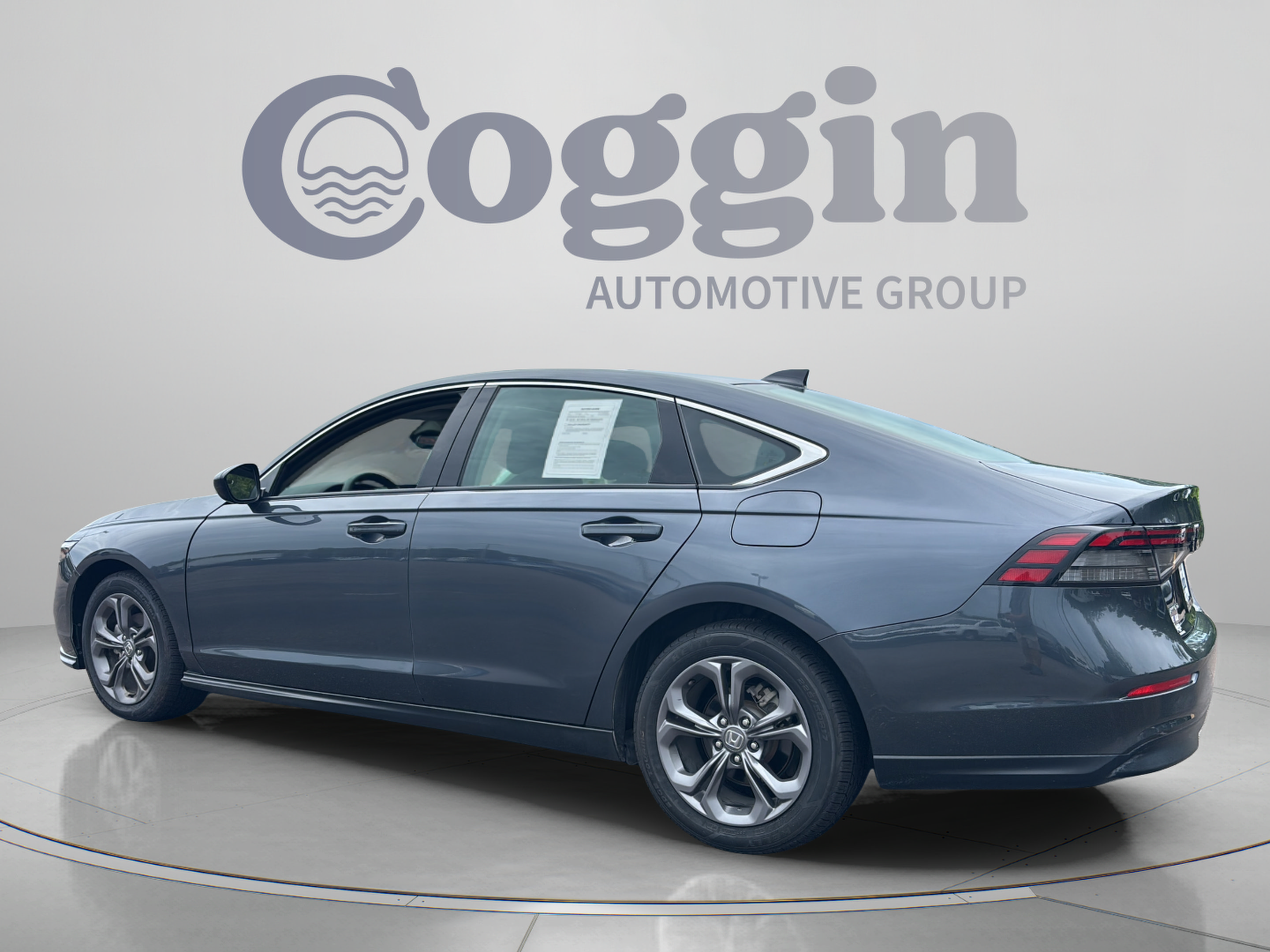 Certified 2023 Honda Accord EX image 3