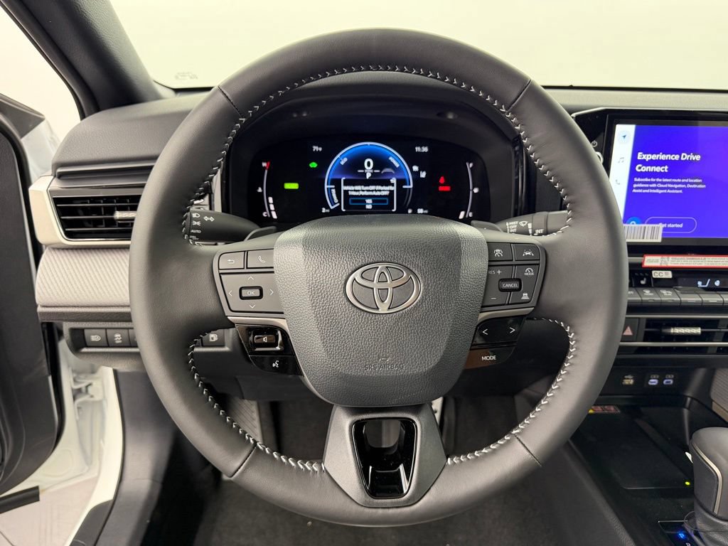 Used 2026 Toyota Camry SE w/ Multimedia Upgrade Package FWD image 21