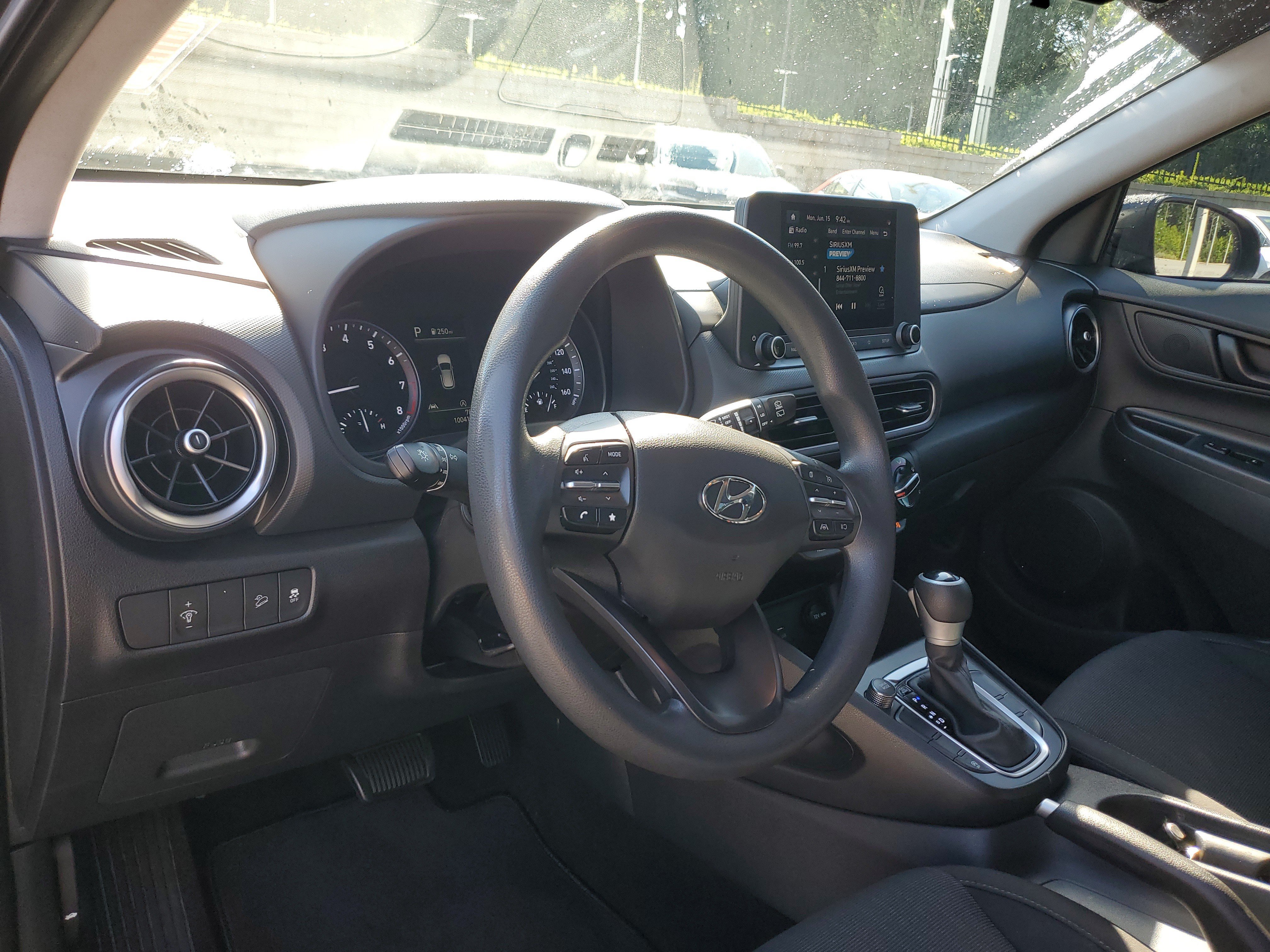 Used 2022 Hyundai Kona SEL FWD image 14