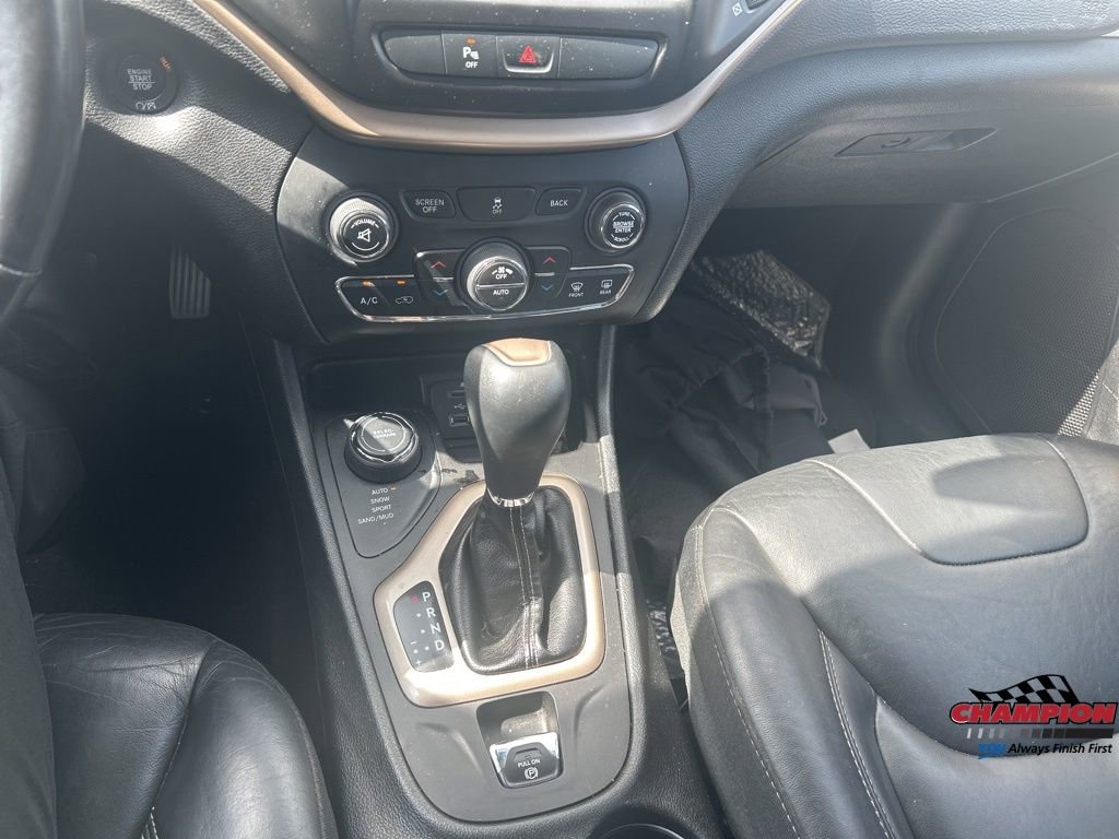 Used 2018 Jeep Cherokee Limited image 13