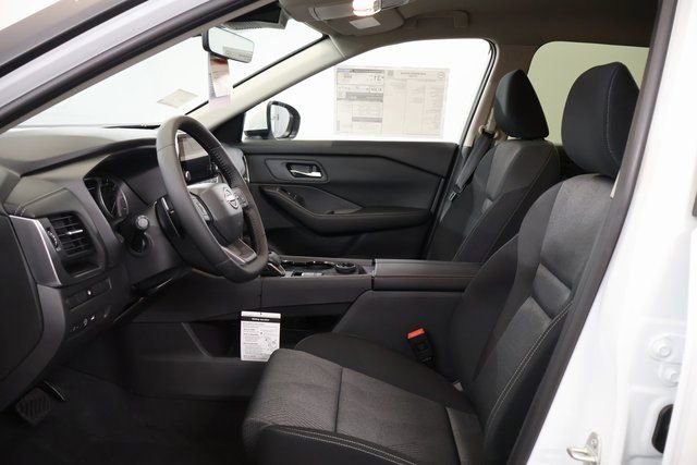 New 2026 Nissan Rogue SV image 9