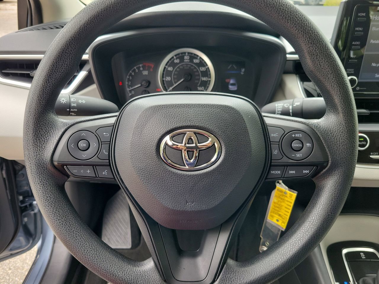 Used 2022 Toyota Corolla LE image 18