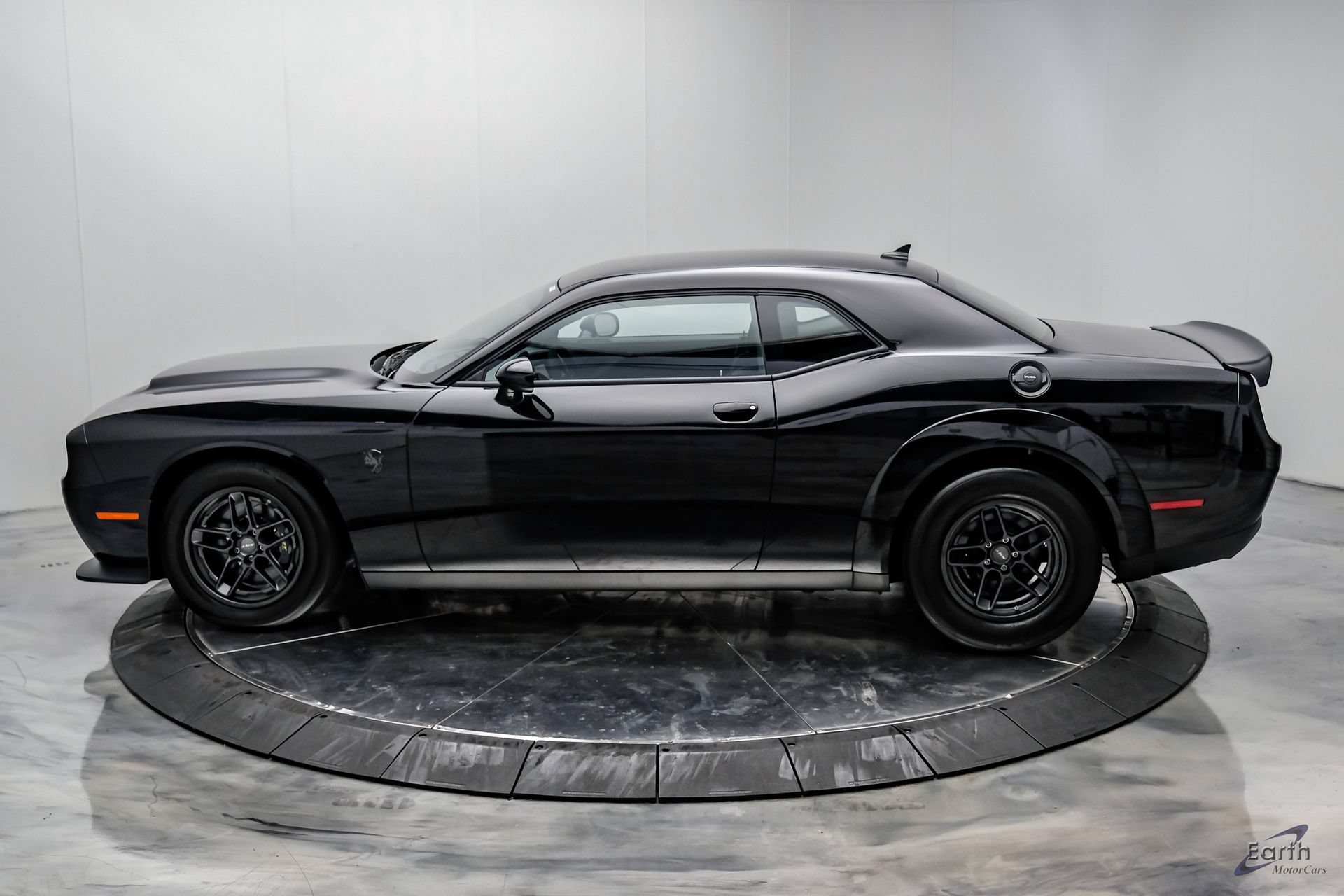 Used 2023 Dodge Challenger SRT Hellcat Redeye RWD image 9