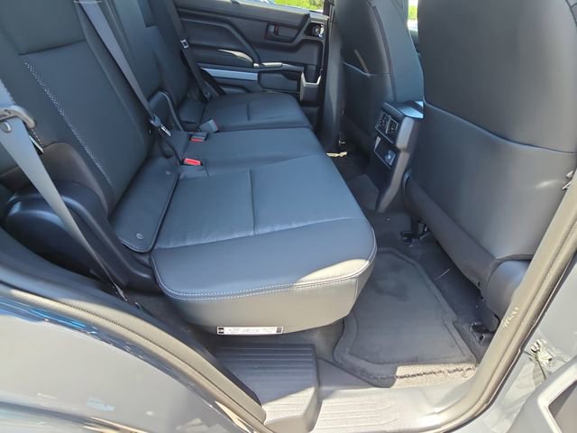 New 2026 Toyota 4Runner TRD Off-Road Premium AWD/4WD image 11