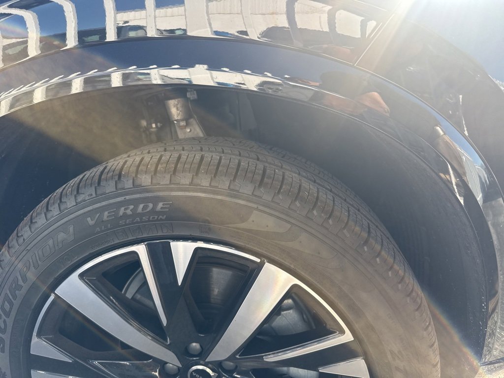 Used 2025 Volvo XC90 B5 Core w/ Climate Package image 19