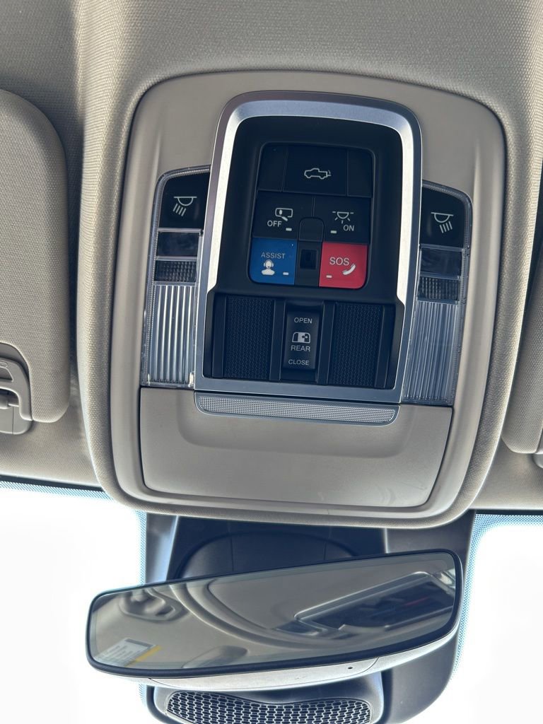 Used 2022 RAM 1500 Laramie image 41