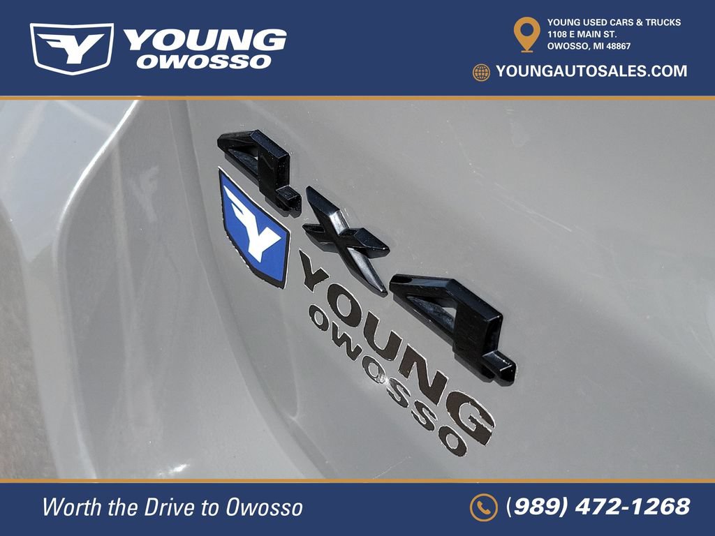 Used 2021 Jeep Grand Cherokee Laredo X AWD/4WD image 31
