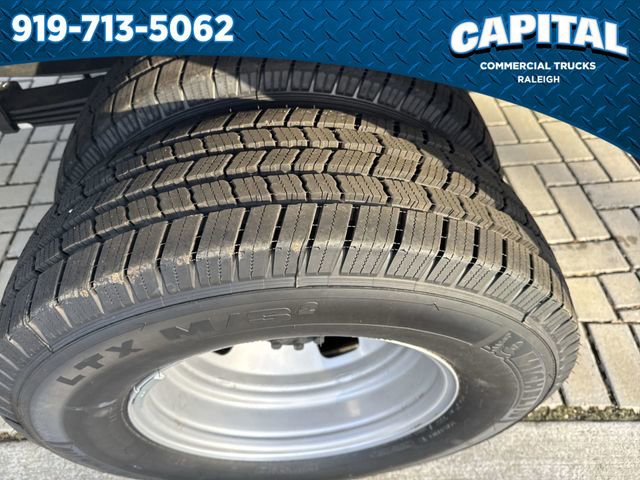 New 2026 Ford F350 XL w/ XL Chrome Package image 14