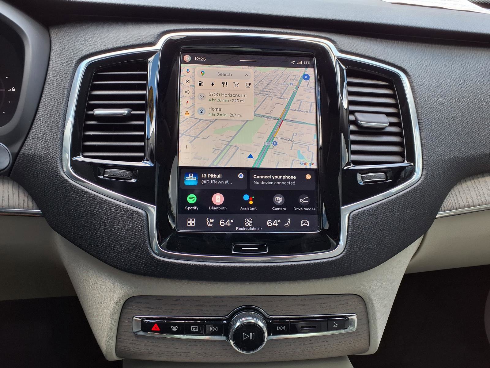 Certified 2025 Volvo XC90 T8 Plus w/ Protection Package Premier AWD/4WD image 26