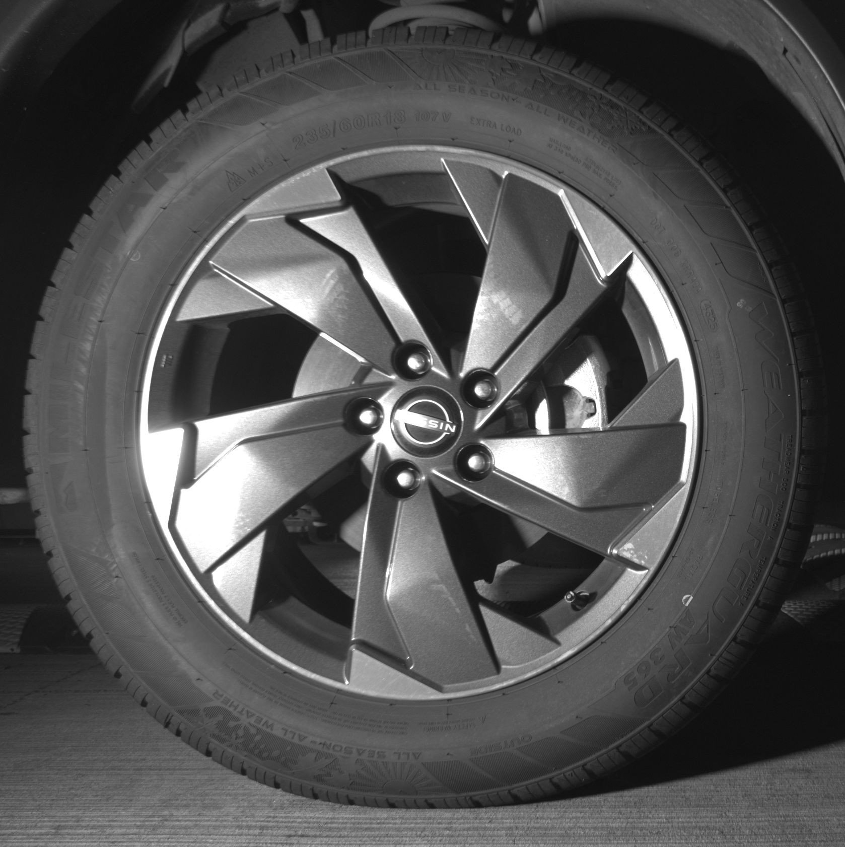 Used 2025 Nissan Rogue SV AWD/4WD image 13