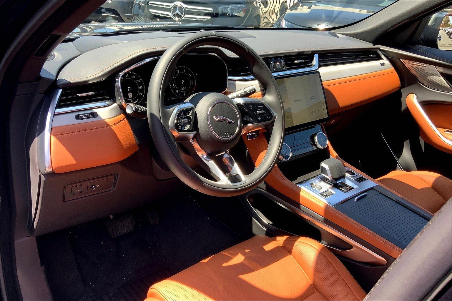 New 2026 Jaguar F-PACE R-Dynamic S image 4