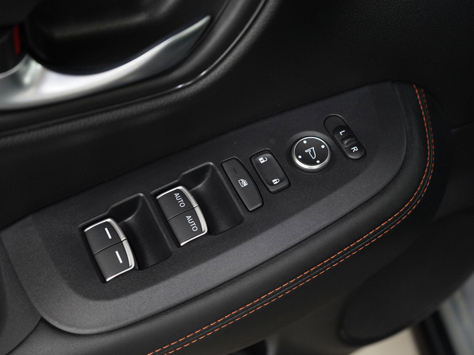 Used 2024 Honda HR-V Sport image 19