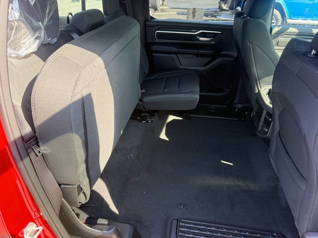 New 2026 RAM 1500 4x4 Crew Cab image 22