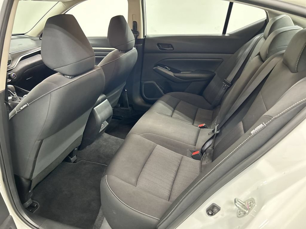 Used 2023 Nissan Altima 2.5 SV AWD/4WD image 19