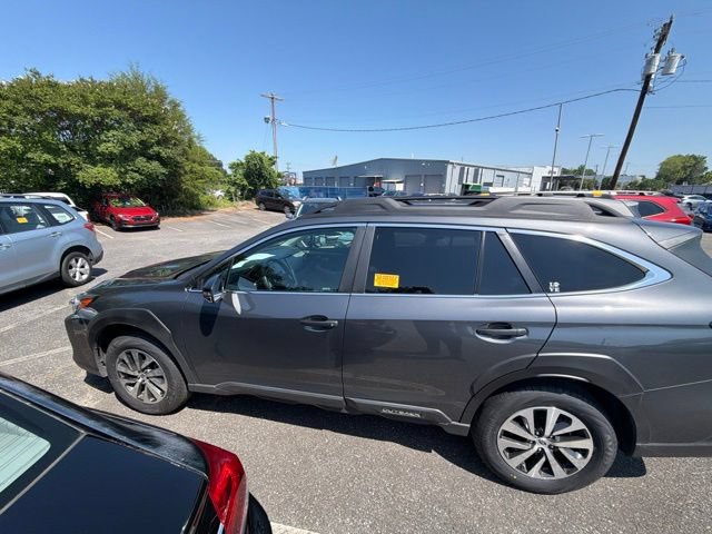Certified 2024 Subaru Outback Premium AWD/4WD image 8