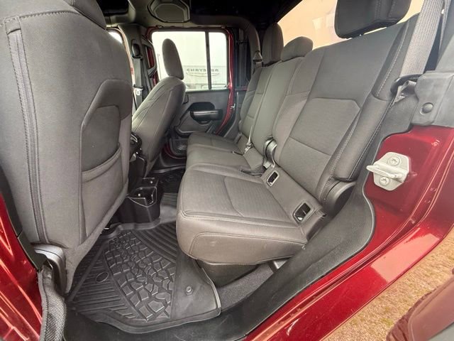 Used 2021 Jeep Gladiator Sport image 11