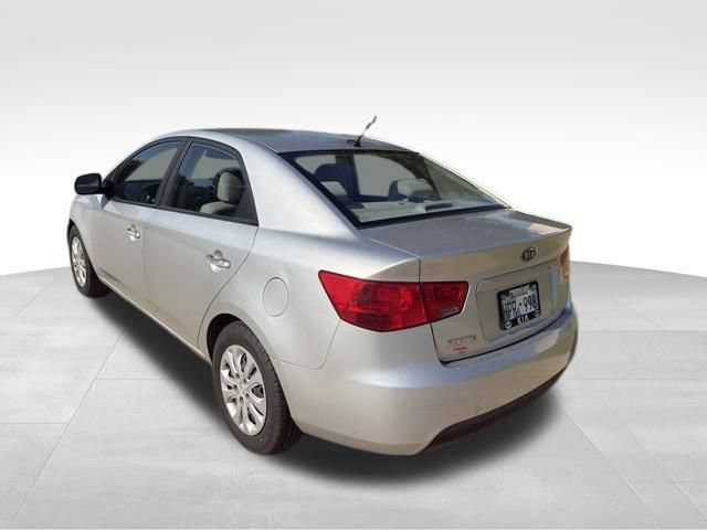 Used 2010 Kia Forte LX w/ Convenience Pkg FWD image 5