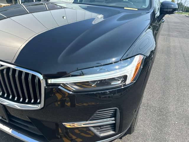Certified 2023 Volvo XC60 B5 Plus w/ Climate Package AWD/4WD image 8