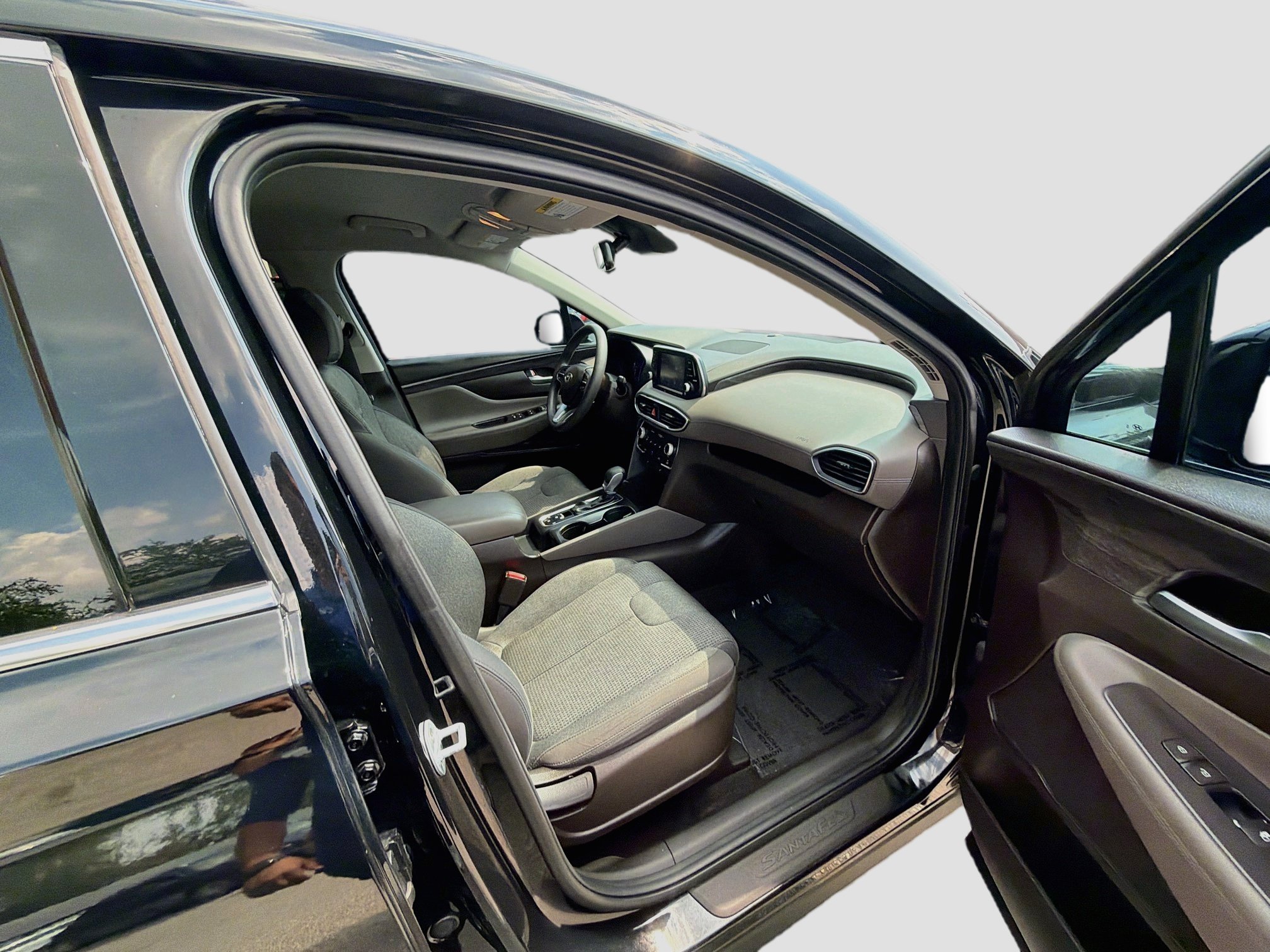 Used 2019 Hyundai Santa Fe SEL FWD image 28