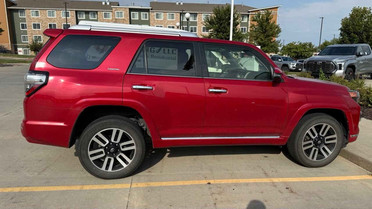Certified 2022 Toyota 4Runner Limited AWD/4WD image 7