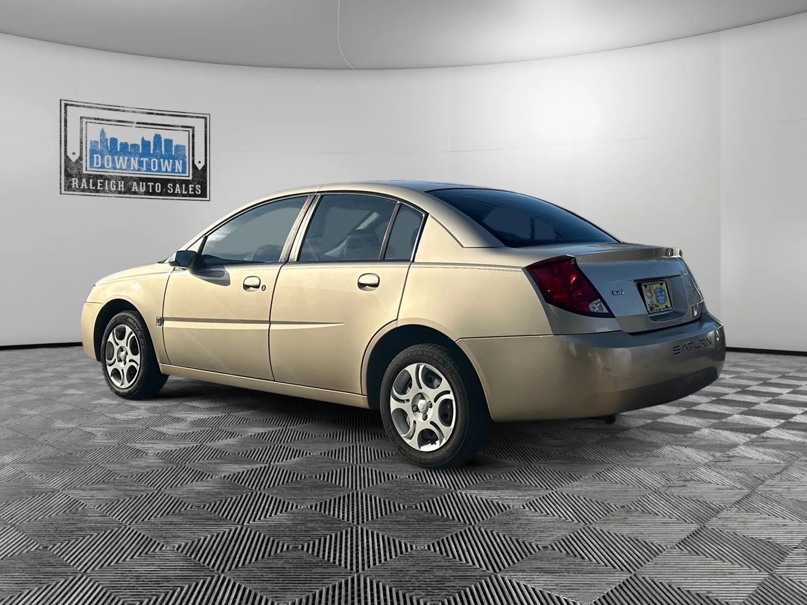 Used 2005 Saturn ION Level 2 w/ Power Pkg image 7