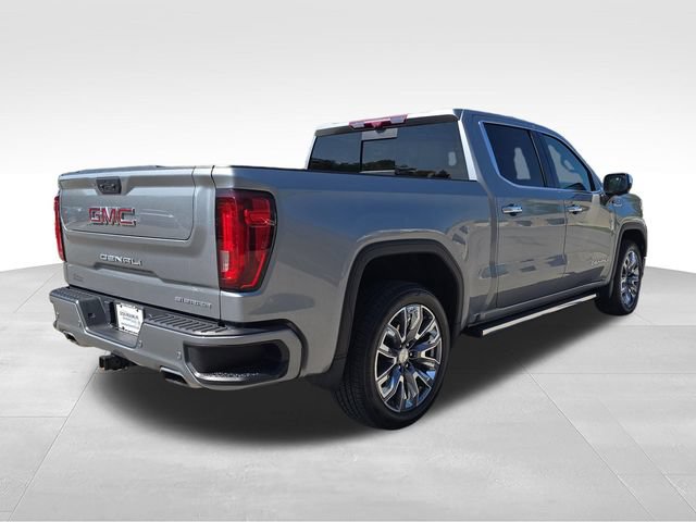 Used 2023 GMC Sierra 1500 Denali w/ Denali Reserve Package AWD/4WD video 5