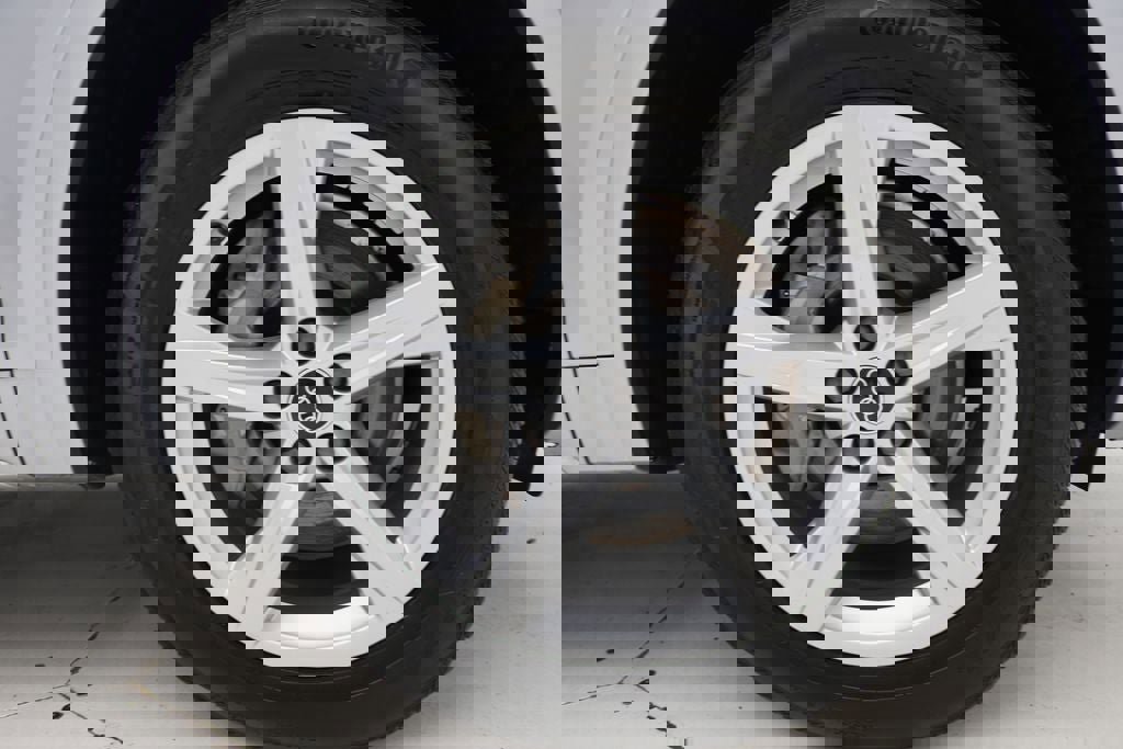 Used 2023 Audi Q5 2.0T Premium w/ Convenience Package image 9