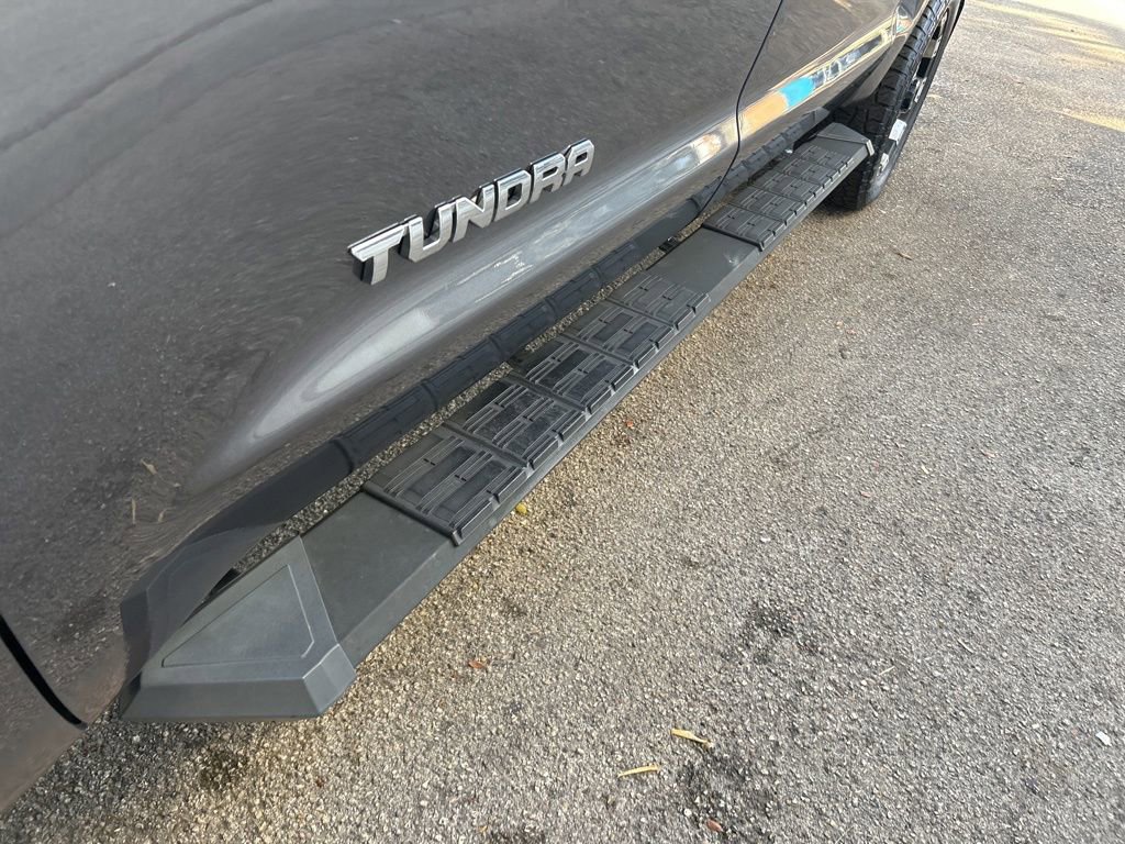 Used 2017 Toyota Tundra SR5 image 17