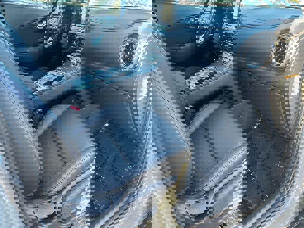 Used 2023 Hyundai Kona Limited image 26