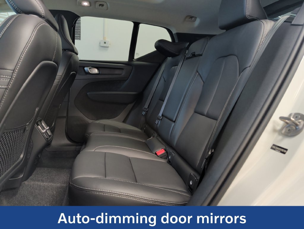 New 2026 Volvo XC40 B5 Plus w/ Protection Package Premier AWD/4WD image 33