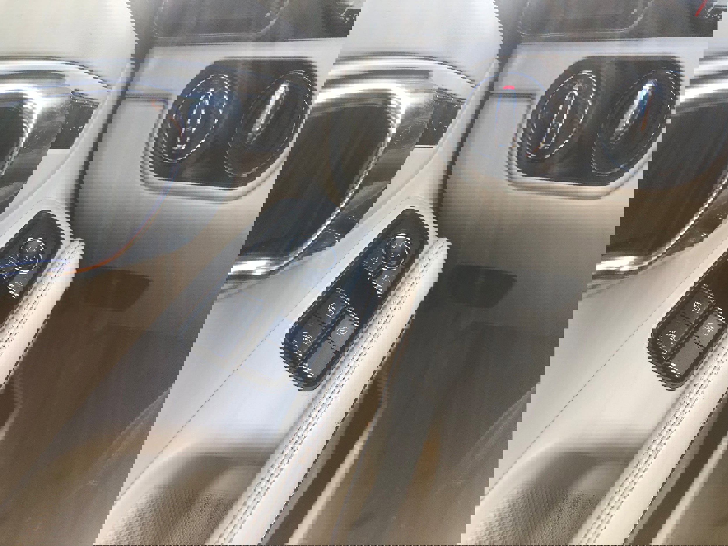 Used 2015 Porsche 911 Turbo w/ Sport Chrono Package image 17