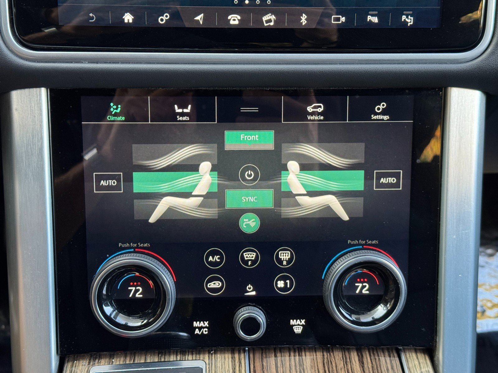 Used 2018 Land Rover Range Rover HSE image 36