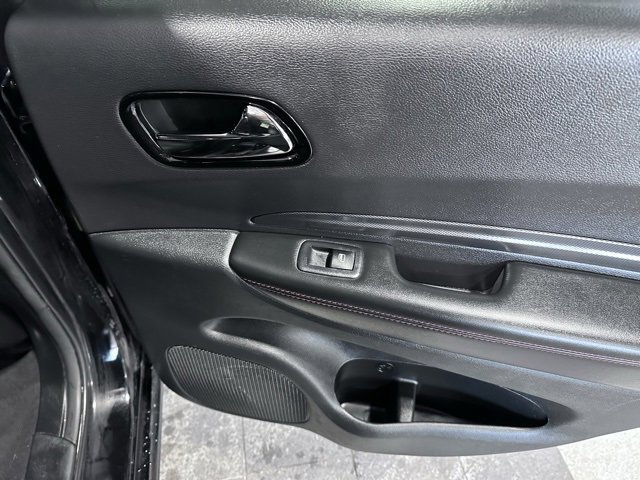 Used 2023 Dodge Durango GT image 17