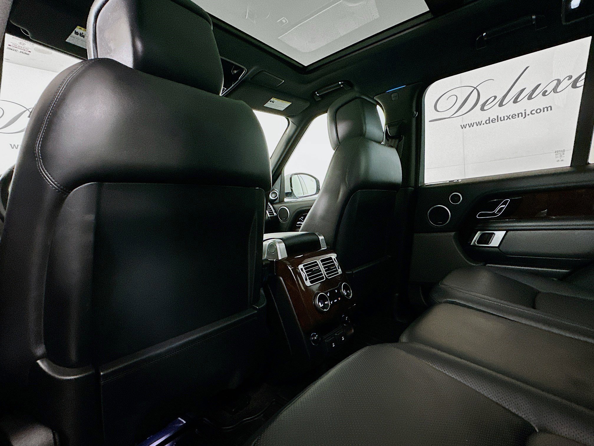 Used 2021 Land Rover Range Rover Westminster Edition image 24