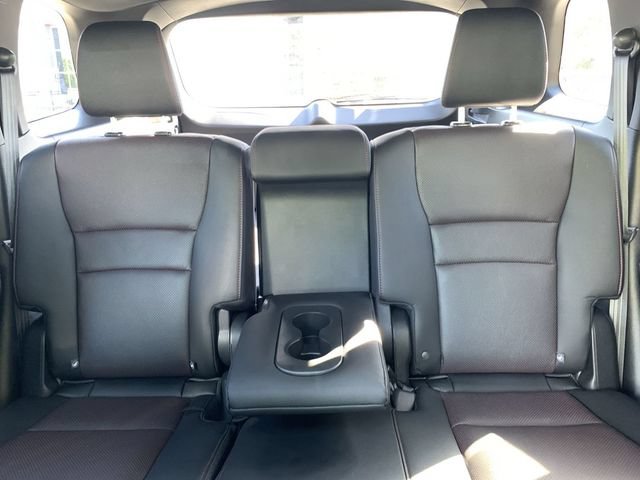 Used 2025 Honda Passport Black Edition image 32