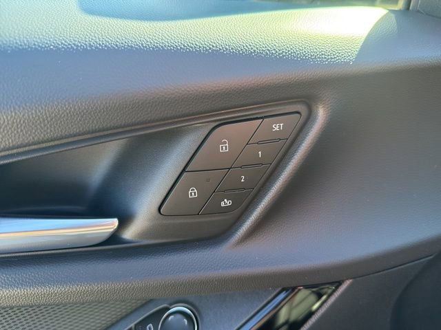 New 2026 Chevrolet Equinox RS w/ Convenience Package III image 11