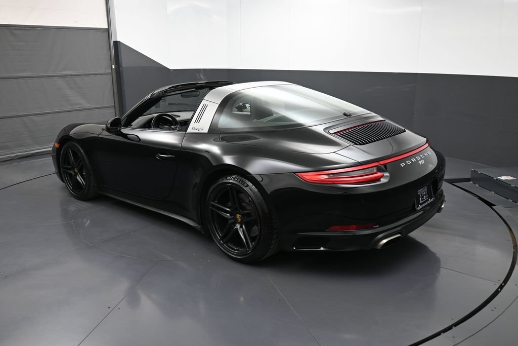 Certified 2017 Porsche 911 Targa 4 AWD/4WD image 34