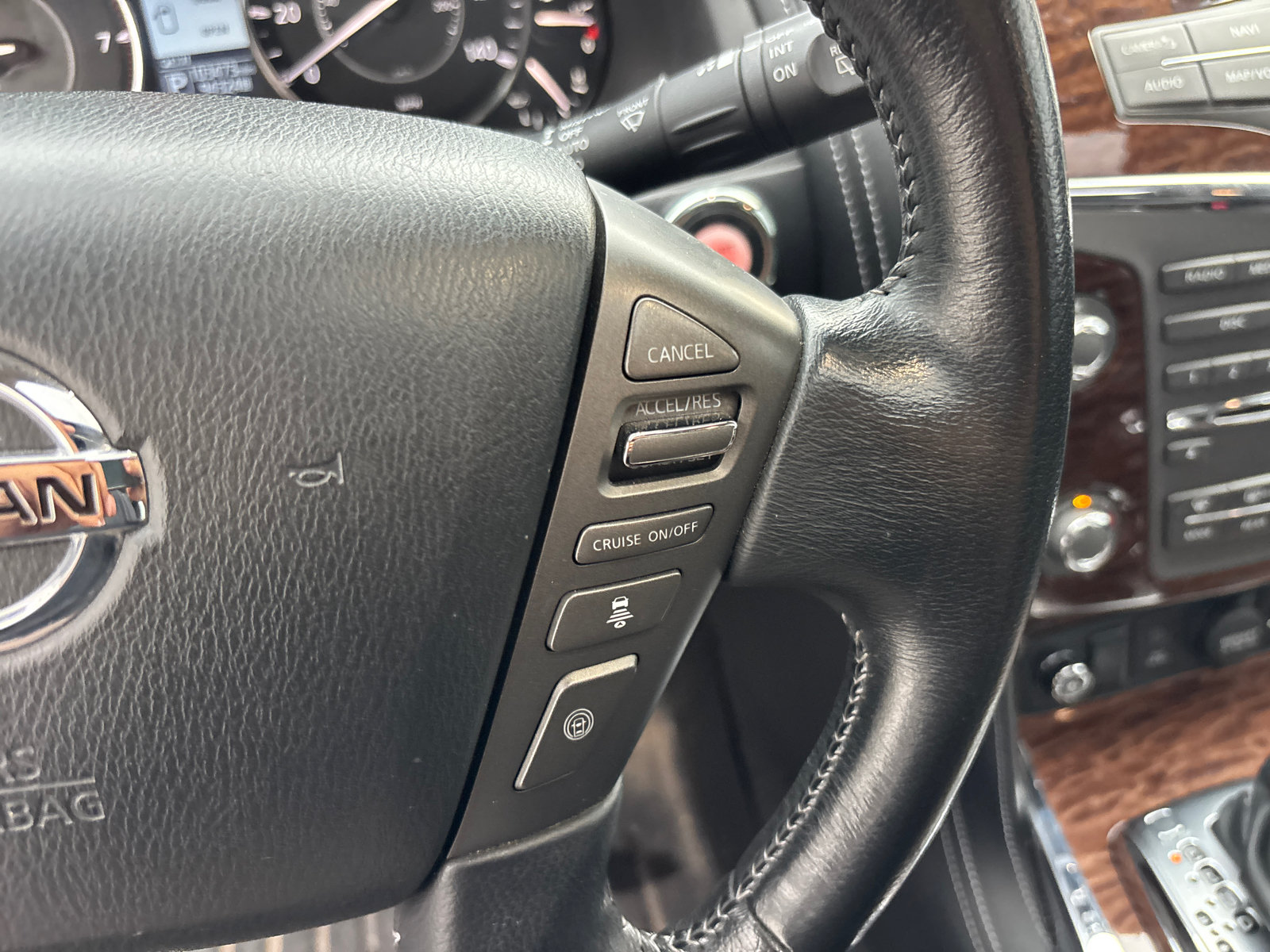 Used 2019 Nissan Armada Platinum w/ Captain's Chairs Package AWD/4WD image 18