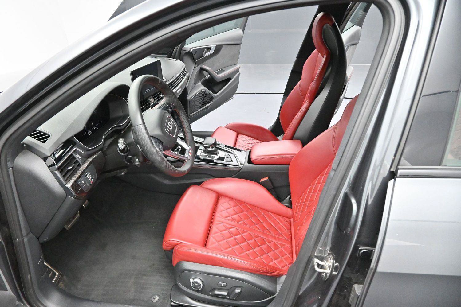 Used 2024 Audi S4 Premium Plus w/ Premium Plus Package AWD/4WD image 12