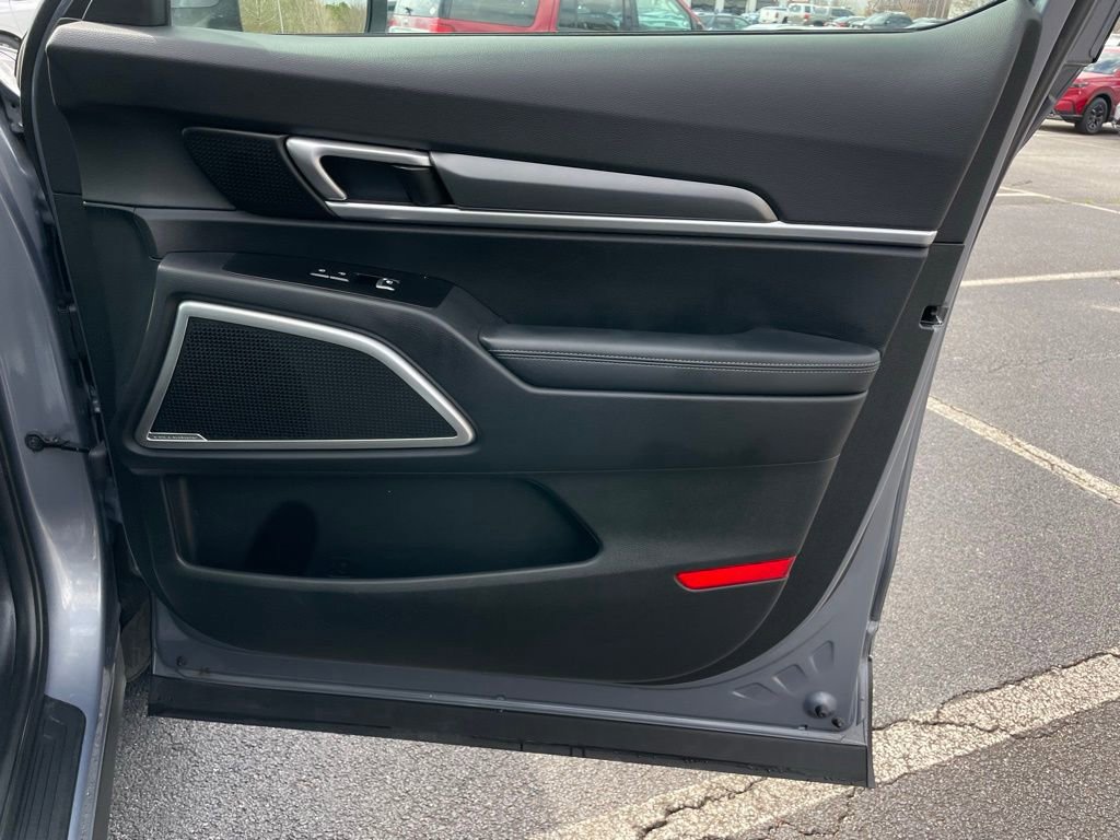 Used 2022 Kia Telluride S image 29