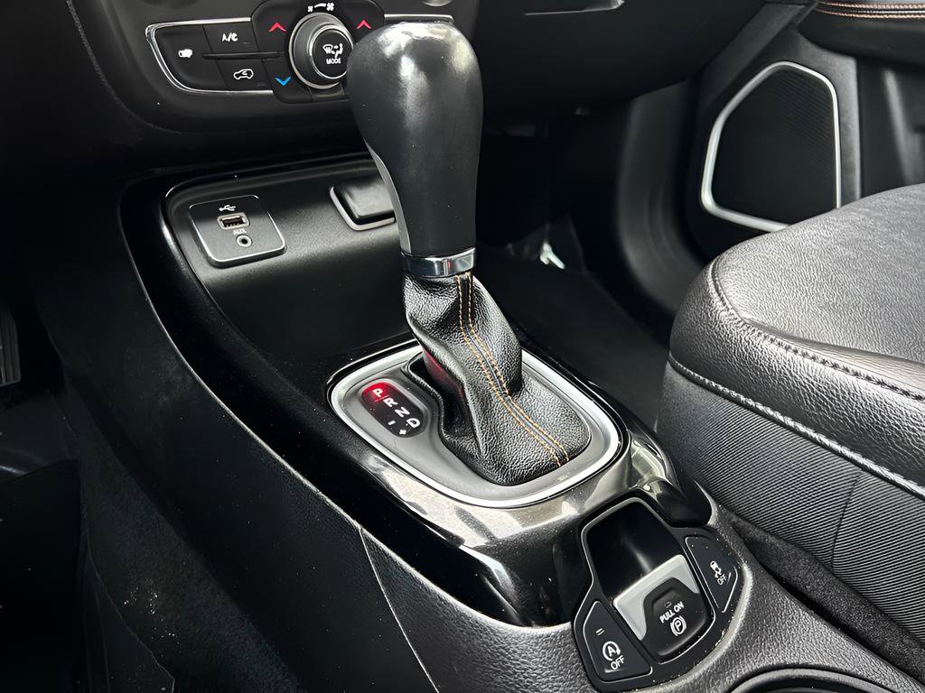 Used 2018 Jeep Compass Limited w/ Safe & Security Group FWD image 50