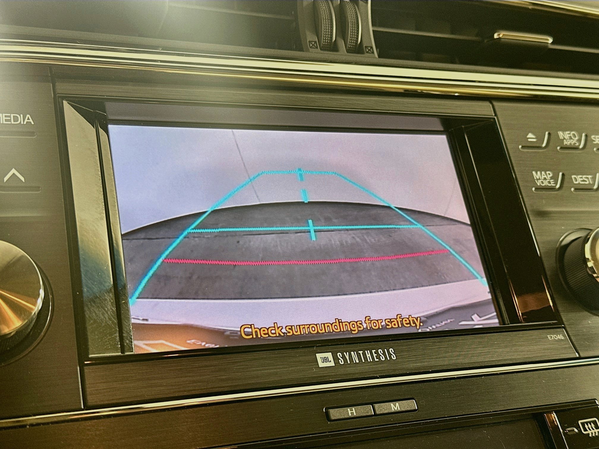 Used 2013 Toyota Avalon Limited FWD image 23