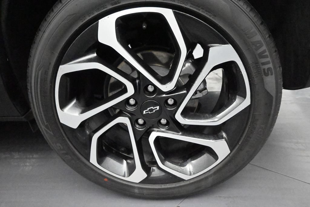 Used 2025 Chevrolet Trax RS w/ Driver Confidence Package FWD image 10