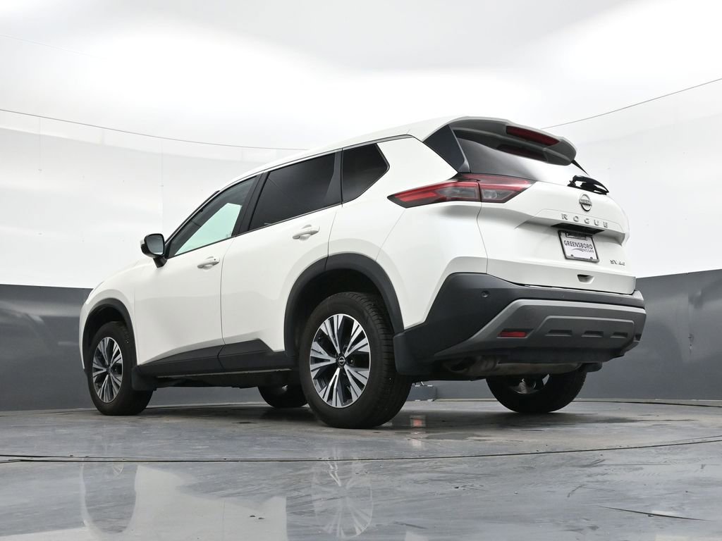 Used 2022 Nissan Rogue SV image 36