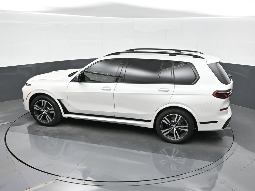 Used 2023 BMW X7 M60i w/ Executive Package AWD/4WD image 27